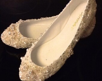 yellow flats size 11