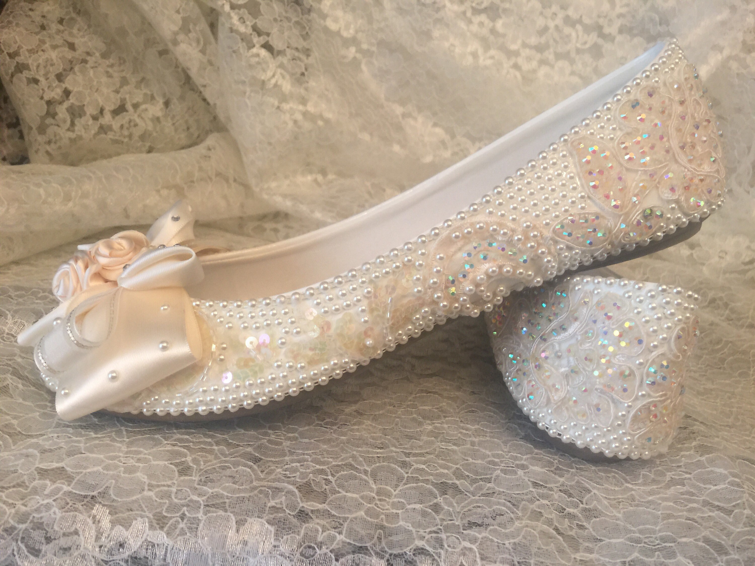 bridal flats with pearls