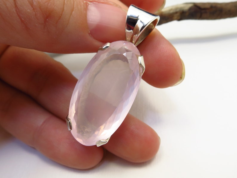 Fantasitc rose quartz RQP02 pendant clear and natural gemstone set in 925 Sterling Silver faceted gift idea birthday gemstone pendant pink