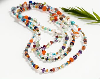 Lange kleurrijke edelsteenketting, lengte 143 cm, eindeloze ketting