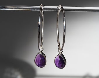 Amethist Zilveren Creolen – elegante oorbellen met paarse edelstenen