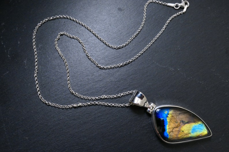 Spectrolite pendant sterling silver Spec37 Labradorite from Finnland gemstone rare solid silver Spektrolite unisex jewelry pendant