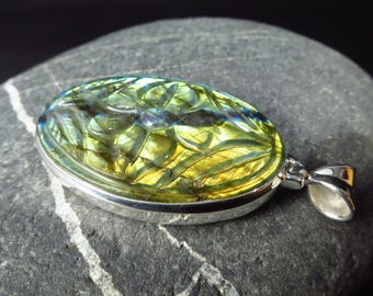 Labradoriet hanger, zilver, gegraveerd, geel, blauw