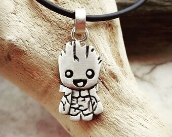 Groot pendant in silver