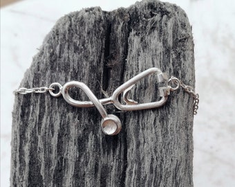 Stethoscope bracelet