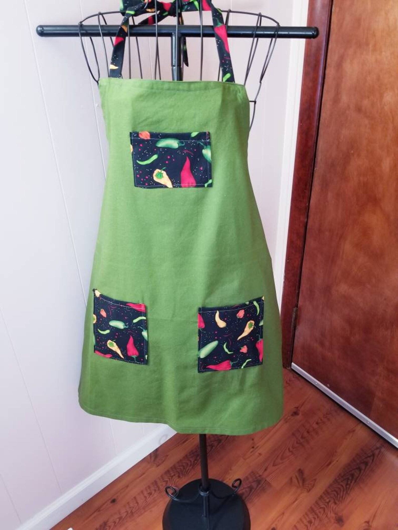 Green Pepper Apron/pepper Apron/linen Apron/green Etsy