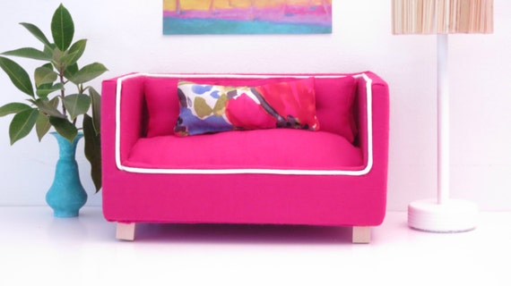 barbie sofa