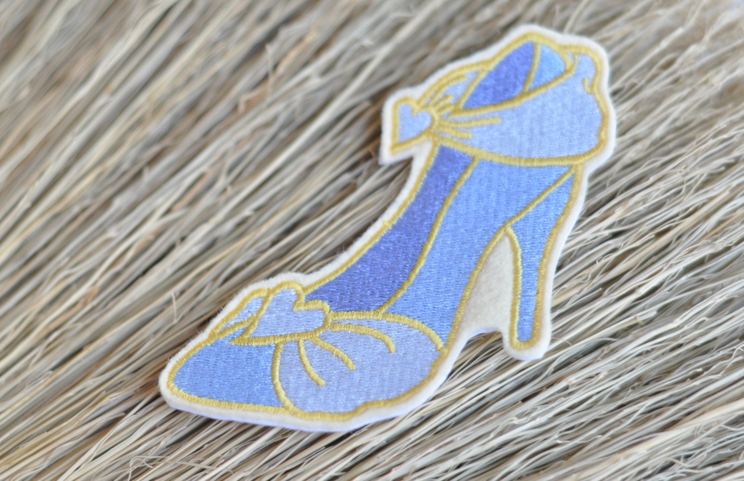 Princess Shoe Embroidery Cinder 4in Hoop - Etsy