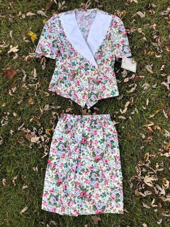 Vintage 80s Floral 2 piece by Carriage Court