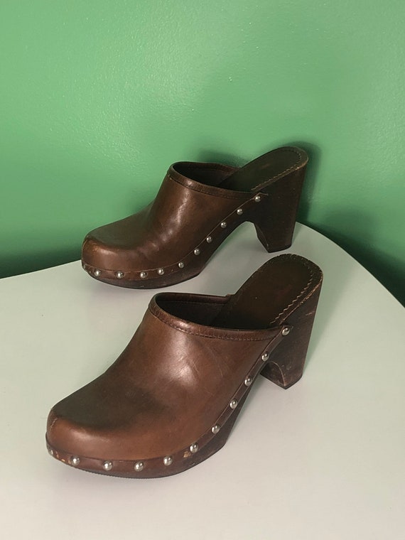 Vintage 70s Brown Studded Leather Wood Clogs Size 