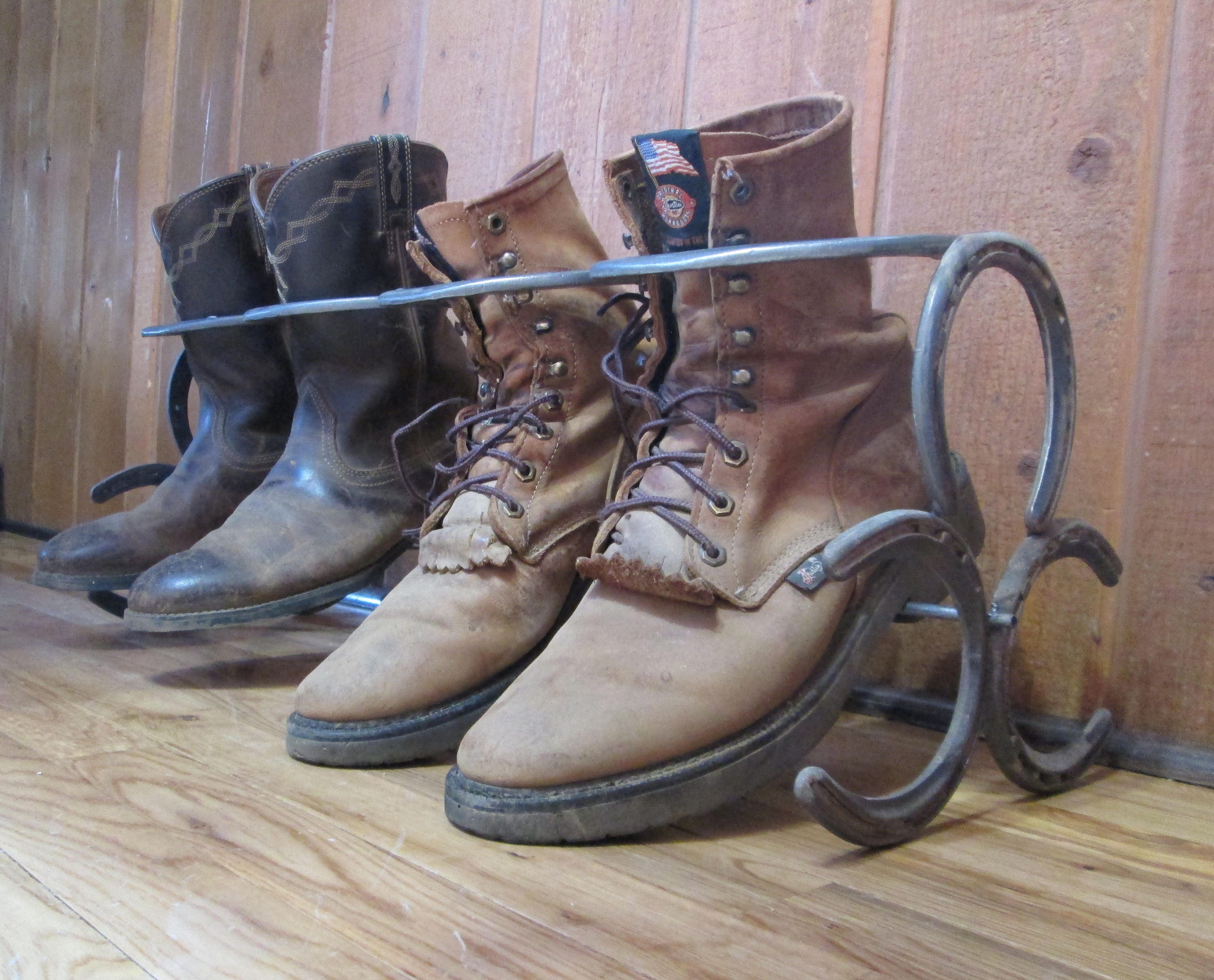 work boot rack