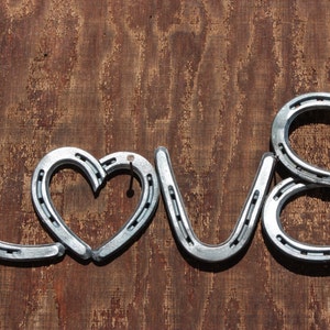 Horseshoe Love Sign W/Heart - Horseshoe - Horseshoe Art - Horseshoe Heart - Rustic Decor - Farmhouse Decor - Horse shoe home decor