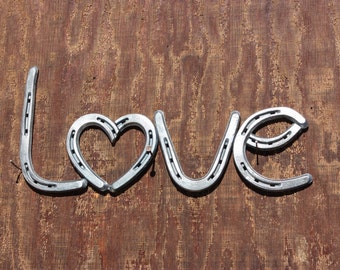 Horseshoe Love Sign W/ Heart - Horseshoe Decor - Horseshoe Heart - Horseshoe Art - Country  Home Decor - Valentines Rustic - Rustic Decor