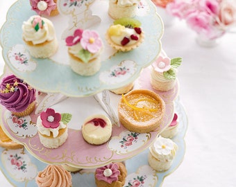 3 tiered cake stand