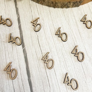 Eleganti coriandoli in legno per il 40° compleanno, decorazione da tavolo, decorazioni per feste, celebrazione di un traguardo importante, festa di compleanno rustica - Set da 12 pezzi