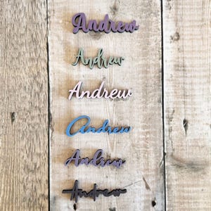 Nomi per segnaposto matrimonio in legno, bomboniere personalizzate con tovaglioli colorati, targhette segnaposto in legno per feste, biglietti con nome moderni, nomi tagliati al laser