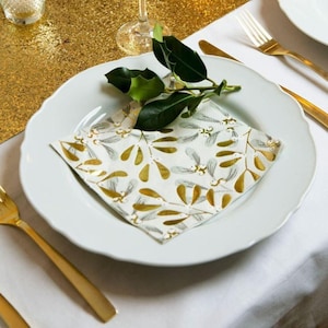 20 Botanical Mistletoe Christmas Napkins, Festive Party Napkins, Christmas Dinner Table, Christmas Napkins, Gold Napkins, Christmas Party