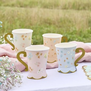 8 tasses de thé en papier florales et anse, tasses de thé vintage, design floral élégant, décoration de tea party fantaisiste, mariage d'été
