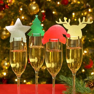 4 Adornos Navideños de Papel Aluminio para Bebidas con Forma de Sombrero, Reno, Estrella y Árbol, Decoración Festiva para Mesas de Fiesta, Decoración para Copas de Vino, Bebidas para Fiestas Navideñas