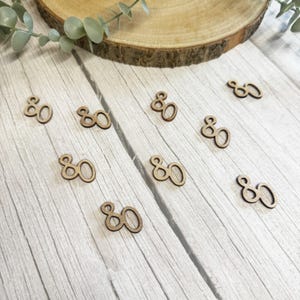Elegante houten confetti 80e verjaardag, tafeldecoratie, feestdecor, mijlpaalviering, rustiek verjaardagsfeestje - set van 12 stuks