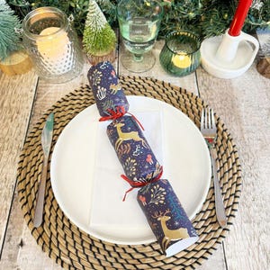 6 Christmas Forest Reindeer Table Crackers, Luxury Eco-friendly Crackers, Christmas Crackers With Game, Festive Table Decoration, Favors
