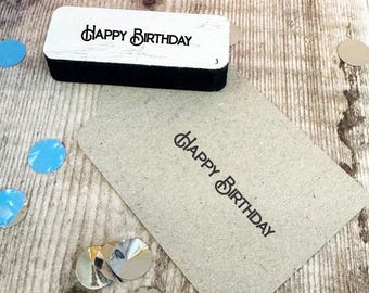 Elegante sello de goma de feliz cumpleaños, sello artesanal hecho a mano para hacer tarjetas, álbumes de recortes y etiquetas de regalo.