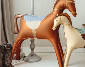 大きな立ち姿の馬のホイルバルーン、子供向けパーティーデコレーション、誕生日のお祝いバルーン、乗馬テーマ、子供向けパーティーバルーン