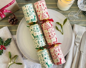 Festive 6-Pack of Folklore Cracker Decoration for Holiday Celebrations, Luxury Christmas Crackers, Festive Table Favours, Table Decoration