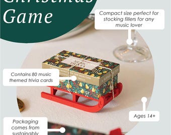 クリスマス音楽クイズゲーム、赤と緑のミニそり、お祝いのパーティーエンターテイメント、クリスマスを楽しむための陽気な季節のテーブルゲーム
