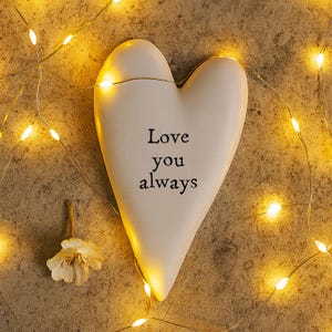 Pequeño corazón de porcelana con la frase "Te amo siempre", vale de regalo, recuerdo de porcelana, corazón pequeño, corazón de recuerdo