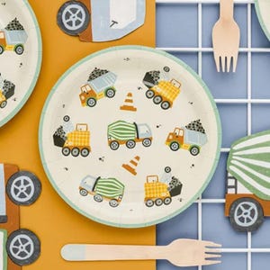 6 Construction Vehicles Paper Plates, Truck Design Small Party Plates, Boys Birthday Party Tableware, Digger Partyware, Construction Party