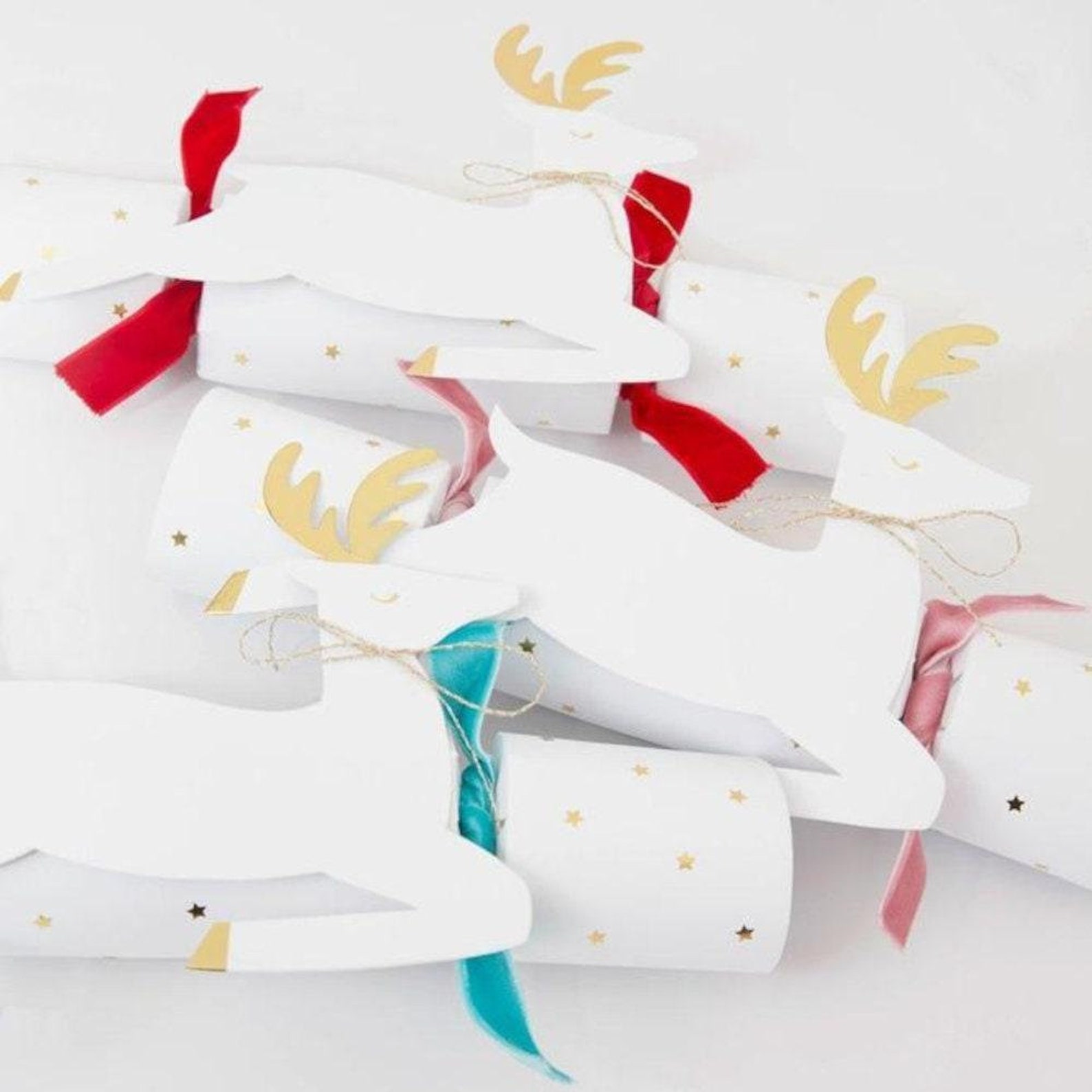 Luxury Novelty Christmas Crackers Festive Table Favours - Etsy UK