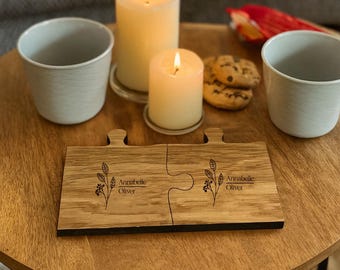 Posavasos de madera personalizados para parejas, juego de posavasos de roble con grabado personalizado, regalo ideal para bodas, aniversarios y inauguraciones de casa (juego de 2).