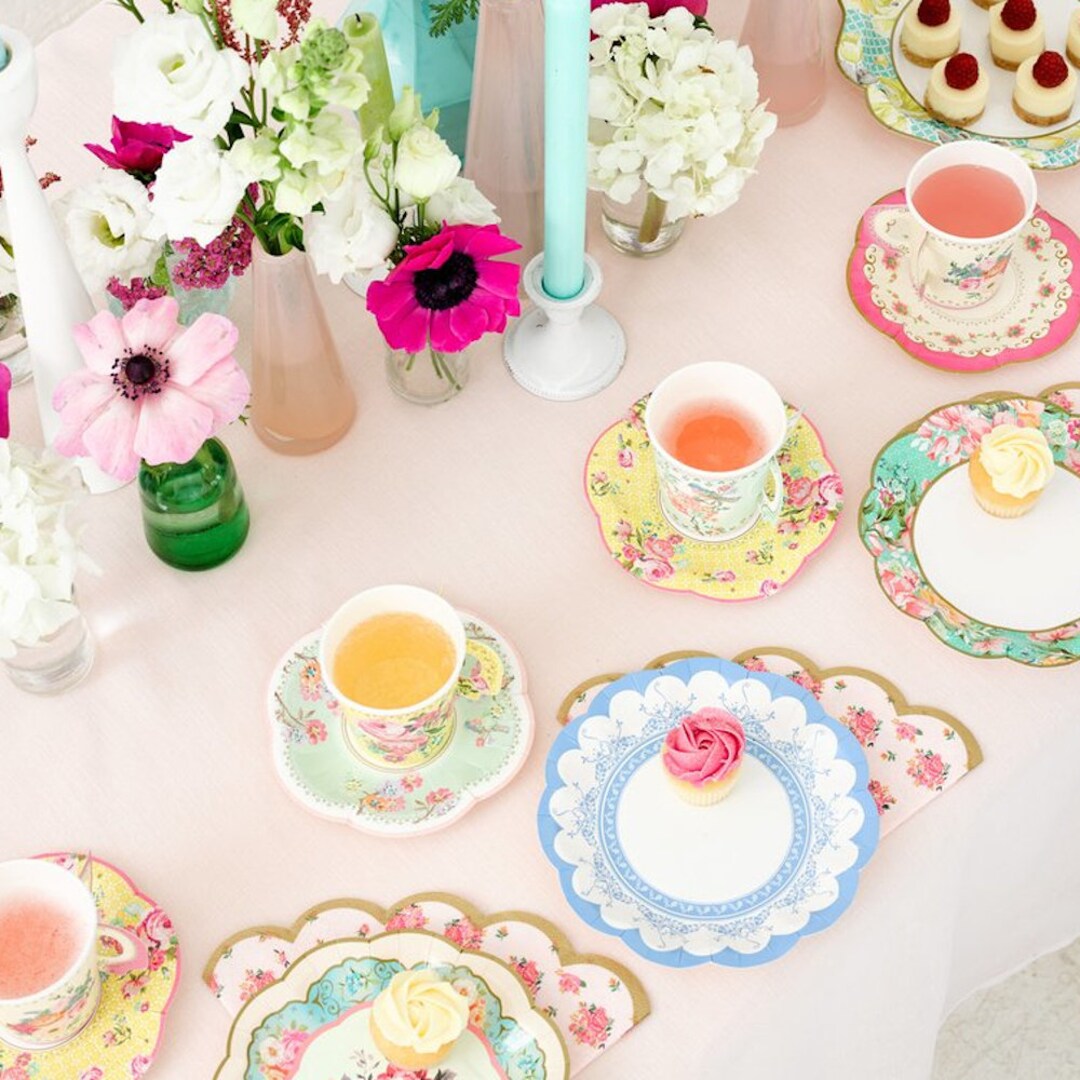 12 Small Vintage Floral Party Plates, Alice in Wonderland Paper Plates