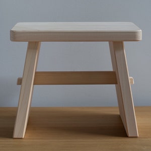 Hinoki Bath Stool - Medium