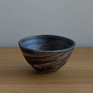 Japanese Shigaraki Ceramic Bowl - Brushed
