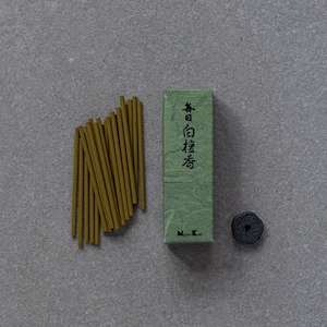 Mainichi Byakudan Everyday Sandalwood Incense - 24 sticks