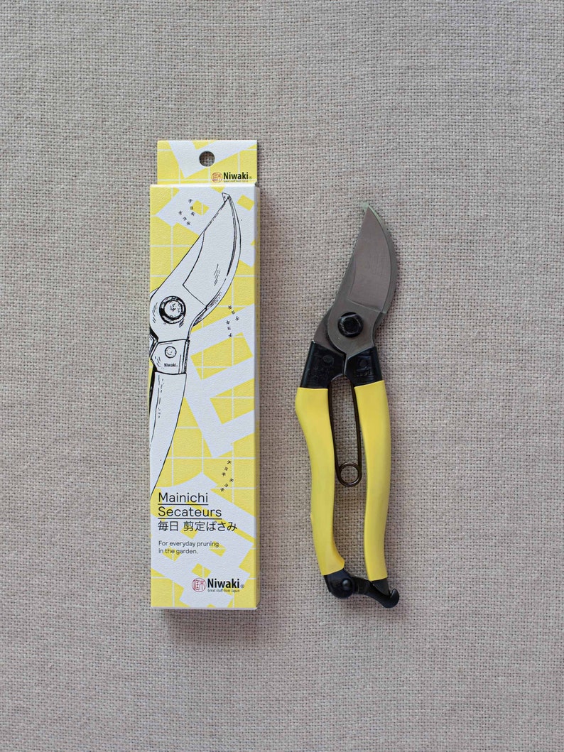 Niwaki Mainichi Secateurs Japanese Pruners (Left Handed) - Thumbnail 3