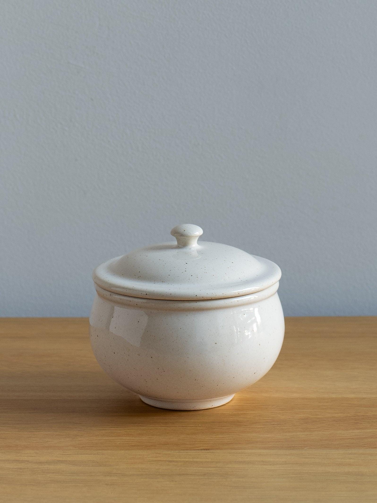 Asian bowl with lid