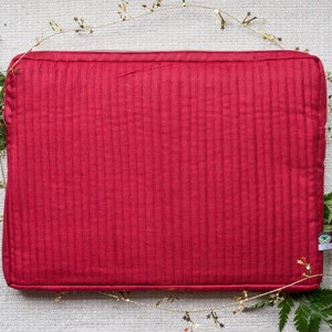 Red Laptop Case // Handmade // Sleeve // Fair Trade // Gifts that Give Back // Macbook Case // Gifts for Grads