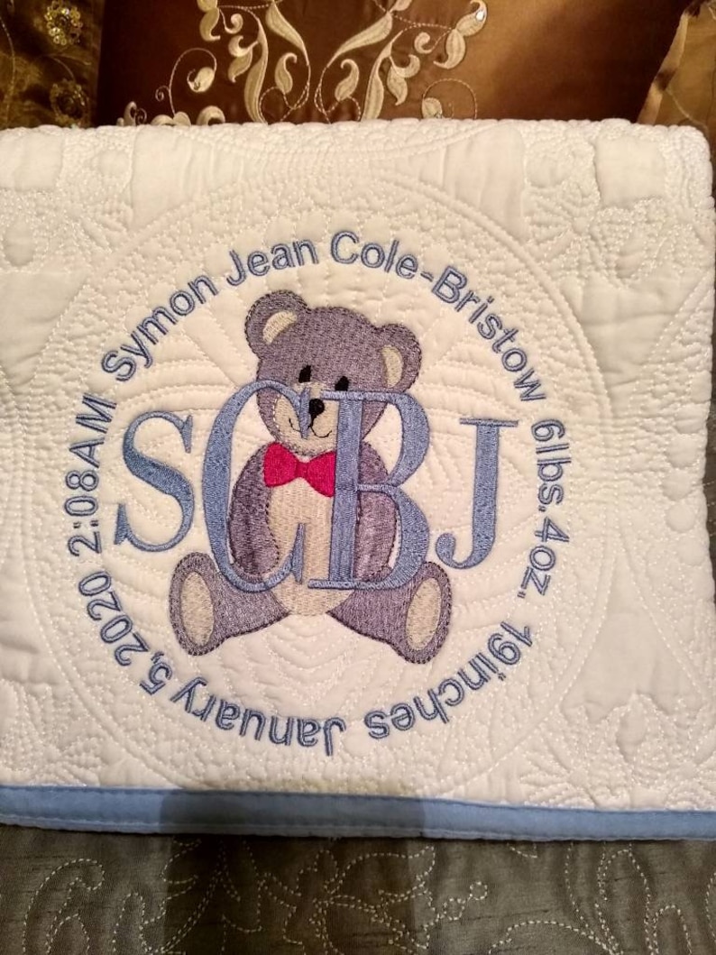 Monogramed Birth Announcement Quilt, Girl or Boy, Monogramed Baby