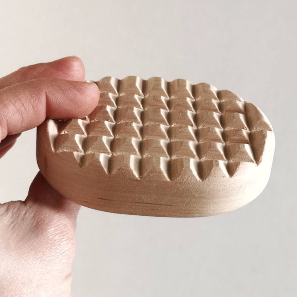 Herramienta para fieltrar en húmedo de madera, ideal para trabajar en costuras, fieltro plano y dar forma a sus zapatillas de fieltro.