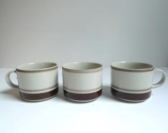 Vintage Arabia Coffee Cups, Ceramic, Arabia, Finland, Pirtti, Danish Modern, Coffee Cups, Mid Century Modern, Raija Uosikkinen