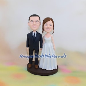 Cake topper for wedding bobbleheads custom bobbleheads personalized wedding cake topper wedding gift
