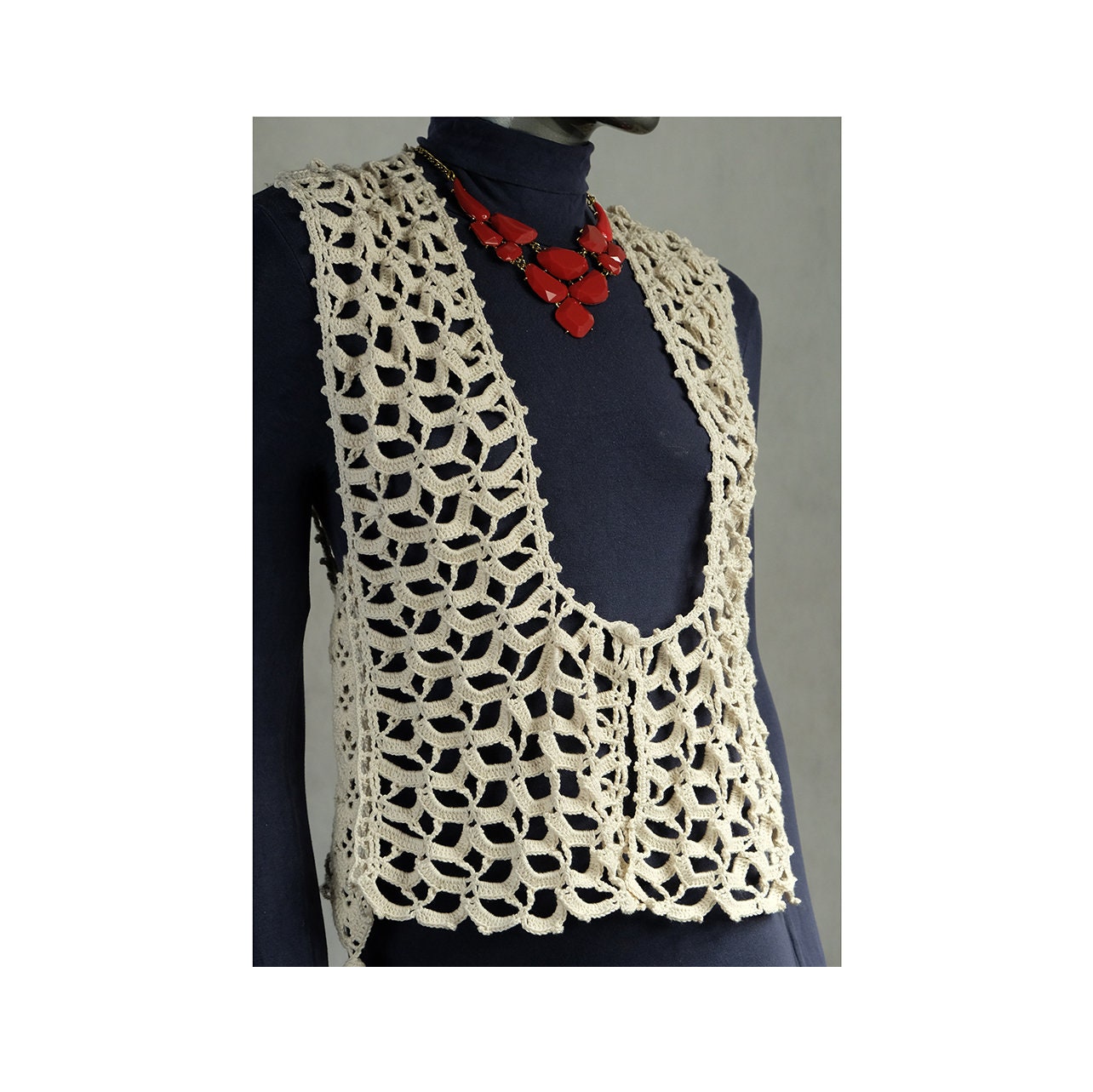 crochet sleeveless jacket