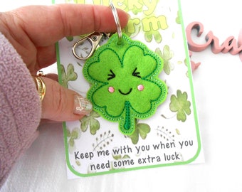 Clover keychain gift for her, four leaf clover key ring, lucky keyring gift  idea, lucky clover bag charm for women, good luck gift for him