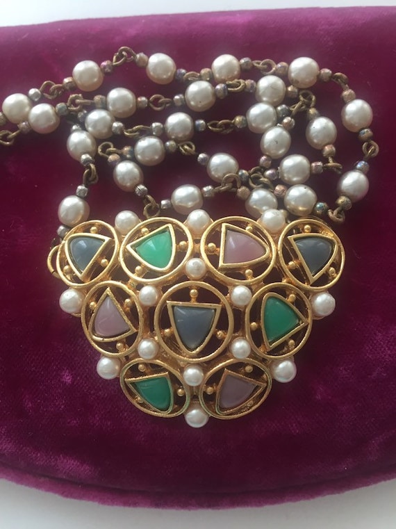 VINTGE FRENCH NECKLCE Vintage 1980s French Necklac