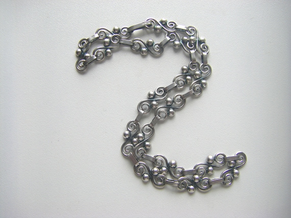 ANTIQUE STERLING NECKLACE: 1940s Sterling Necklace