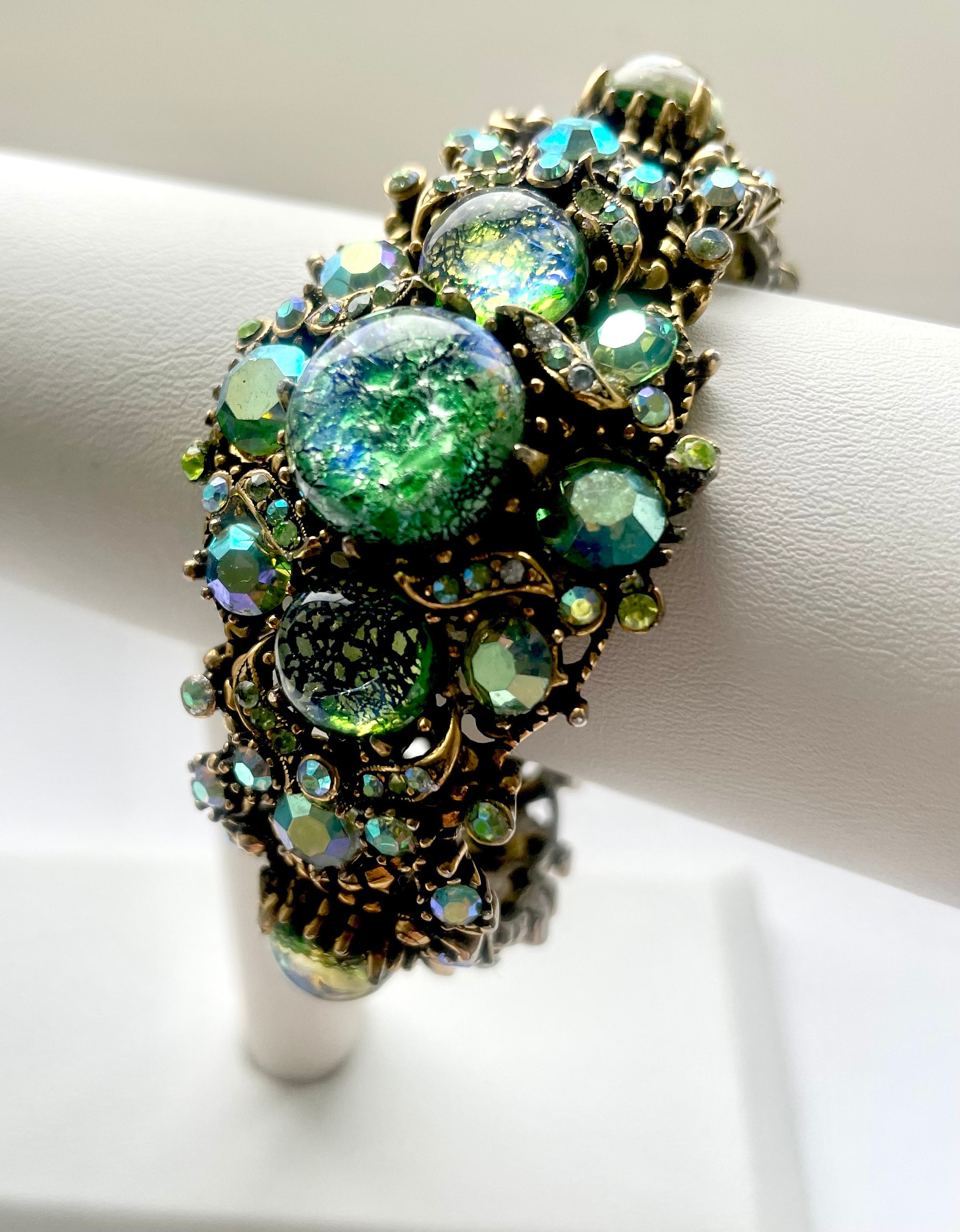 Hollycraft Bracelet - Etsy