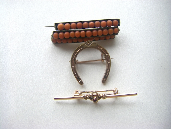 Antique Coral Pin. Victorian Stick Pin. Antiqie Ho